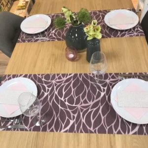 Damask tekstildug, delta bordeaux, 137 cm RUND