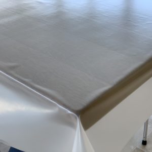 Klar voksdug i ekstra blød kvalitet - Crystal soft Mat, 130 cm fra textilogvoksdug.dk