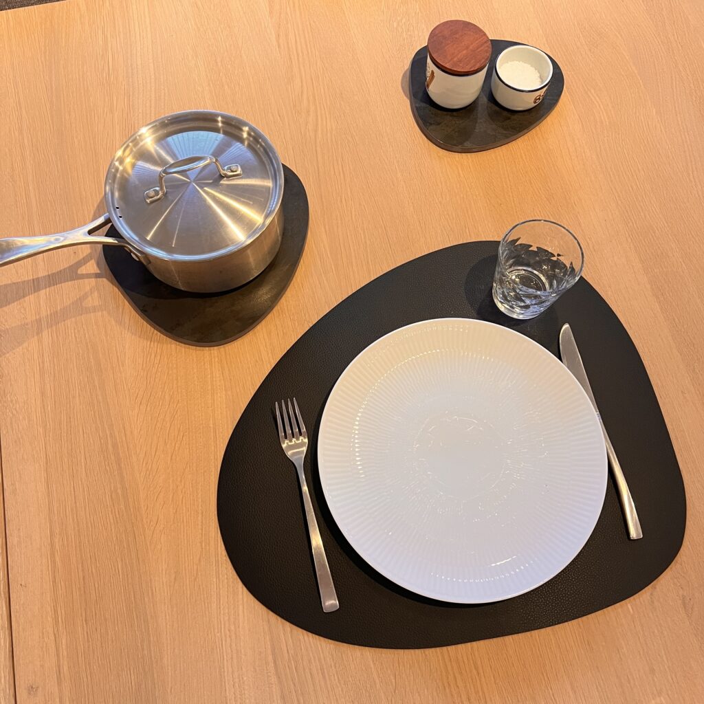 Bordskåner textilogvoksdug.dk