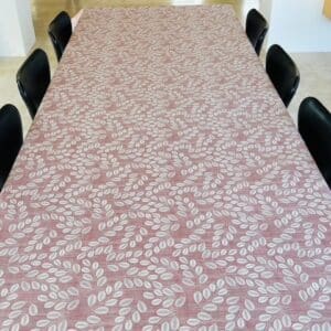 Voksdug Små gammelrosa hessiantern med hvide bladgrene, 140 cm fra textilogvoksdug.dk