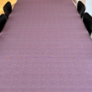 Akryl-/tekstildug, Rosa Mønster, med antiskrid, 140 cm fra textilogvoksdug.dk