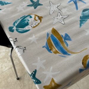 Voksdug med søstjerner og fisk, 140 cm fra textilogvoksdug.dk