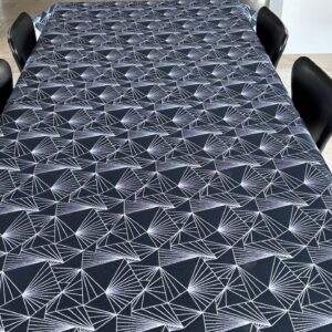 Tekstildug, Sort med sølvvifter, 140 cm fra textilogvoksdug.dk